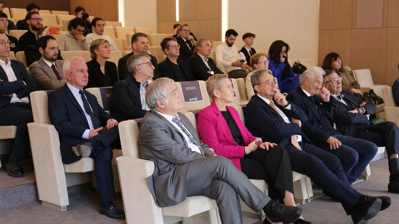 Sophia : le Pôle Alpha reçoit sa première visite ministérielle