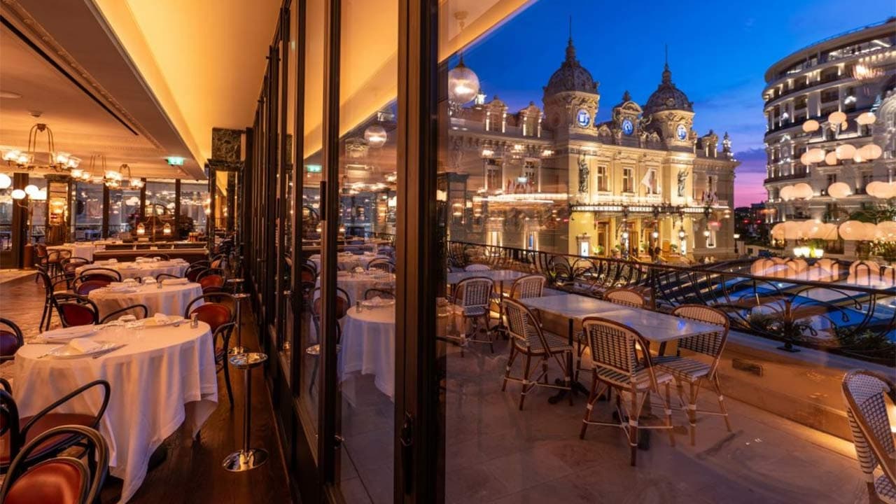 Monte-Carlo : la métamorphose du mythique “Café de Paris”