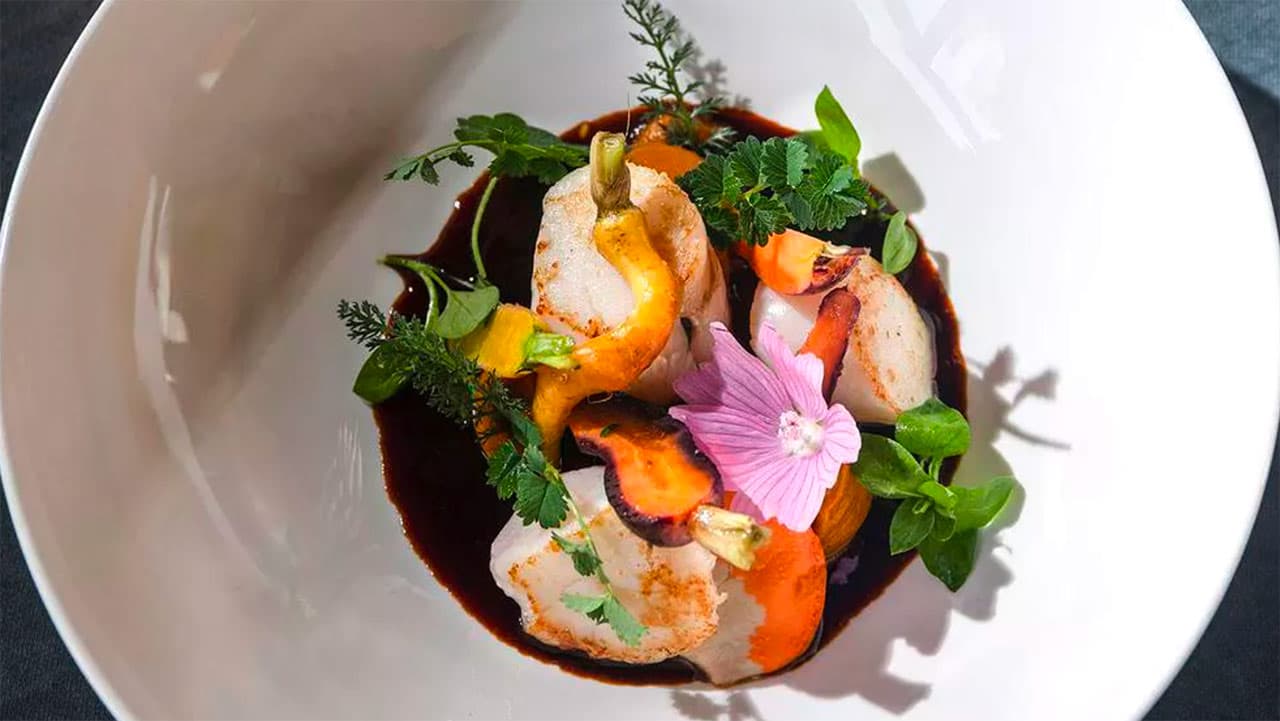 Rouge, L'Alchimie et Lougolin, les trois nouveaux Bibs Gourmands azuréens