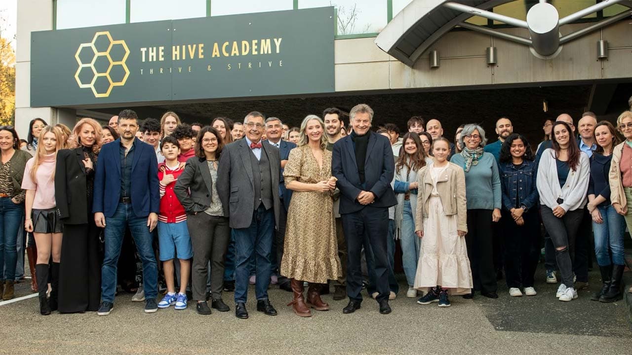 Sophia : The Hive Academy grandit mais garde son ADN