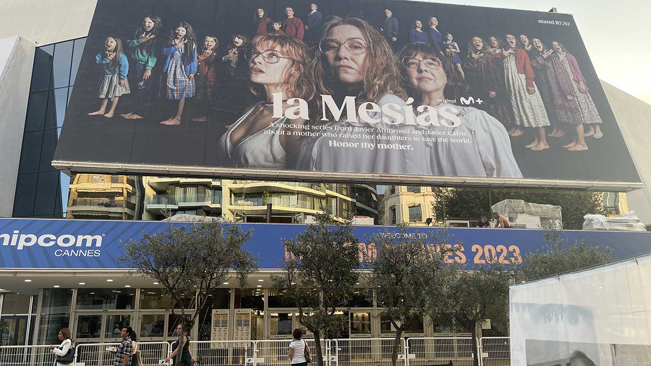 MIPCOM à Cannes : l’ère des nouvelles TV avec les chaînes FAST et l’IA