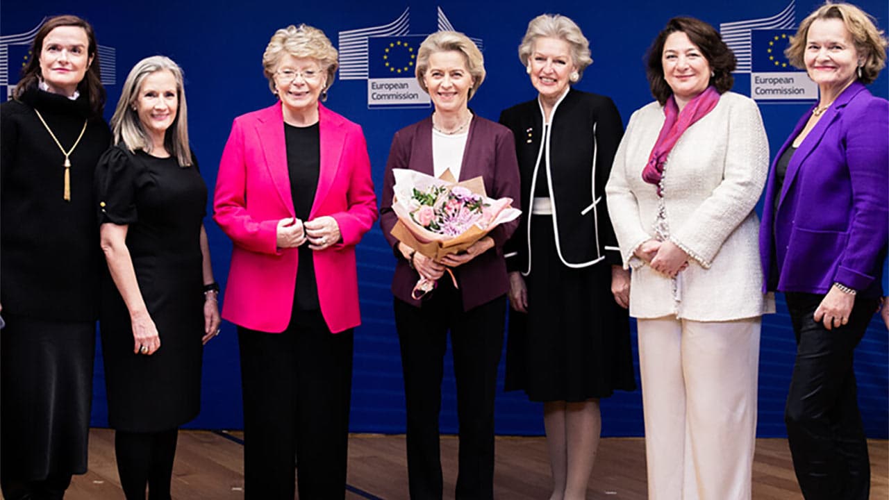 La Commission Européenne rend hommage à Candace Johnson