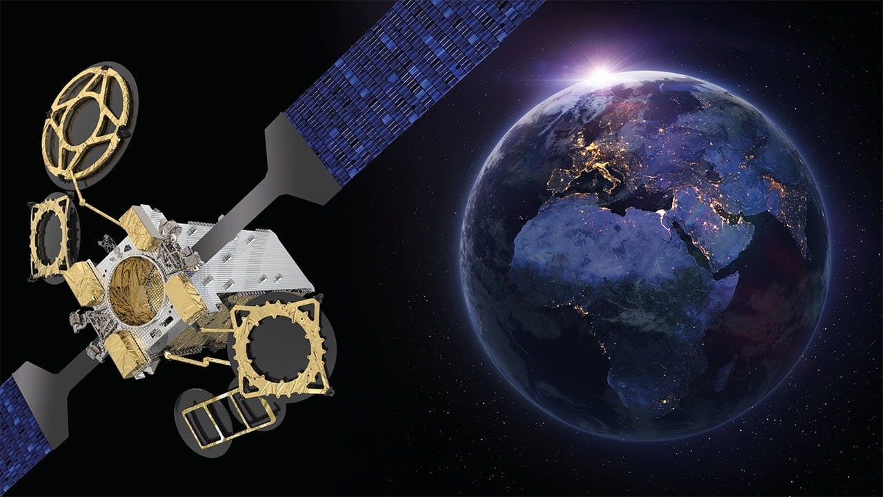 Thales Alenia Space : Eutelsat 10B renforcera la connectivité maritime et aérienne