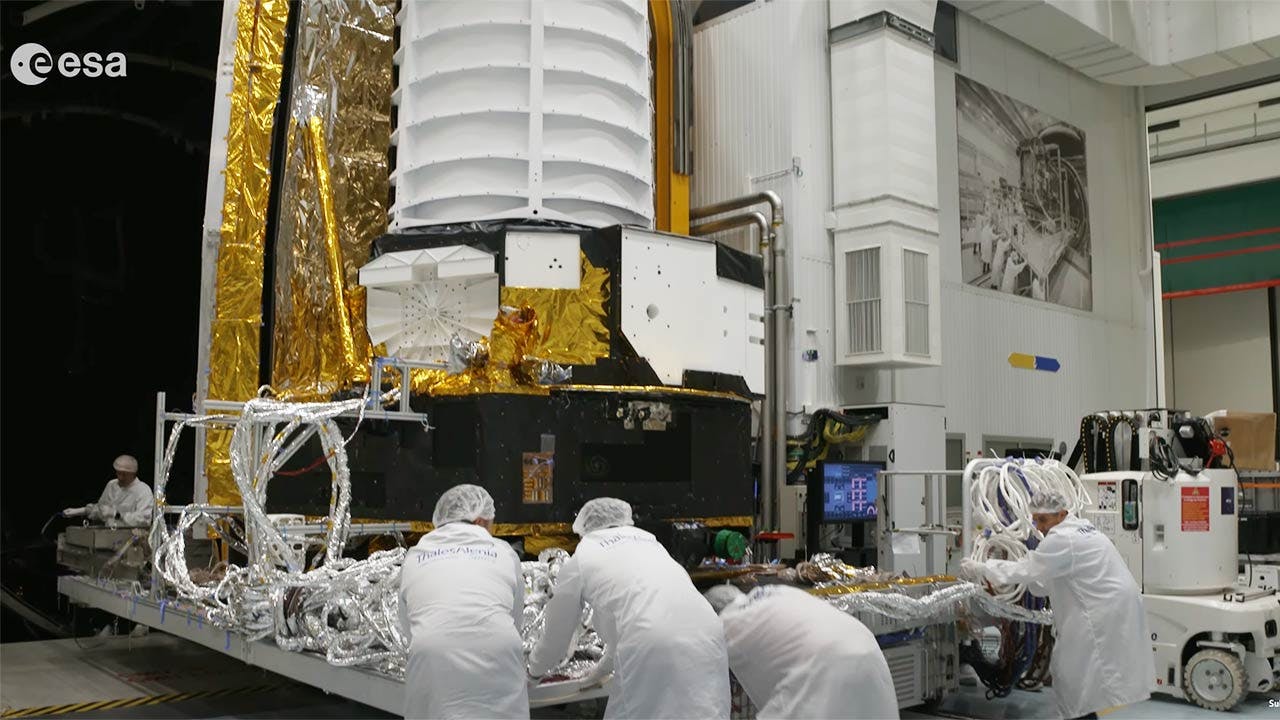 Cannes : le satellite Euclid se prépare pour une nouvelle aventure spatiale